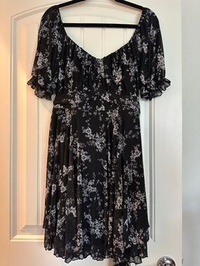 Inspired hearts Black Floral Puff Sleeve Midi Dress size 1X